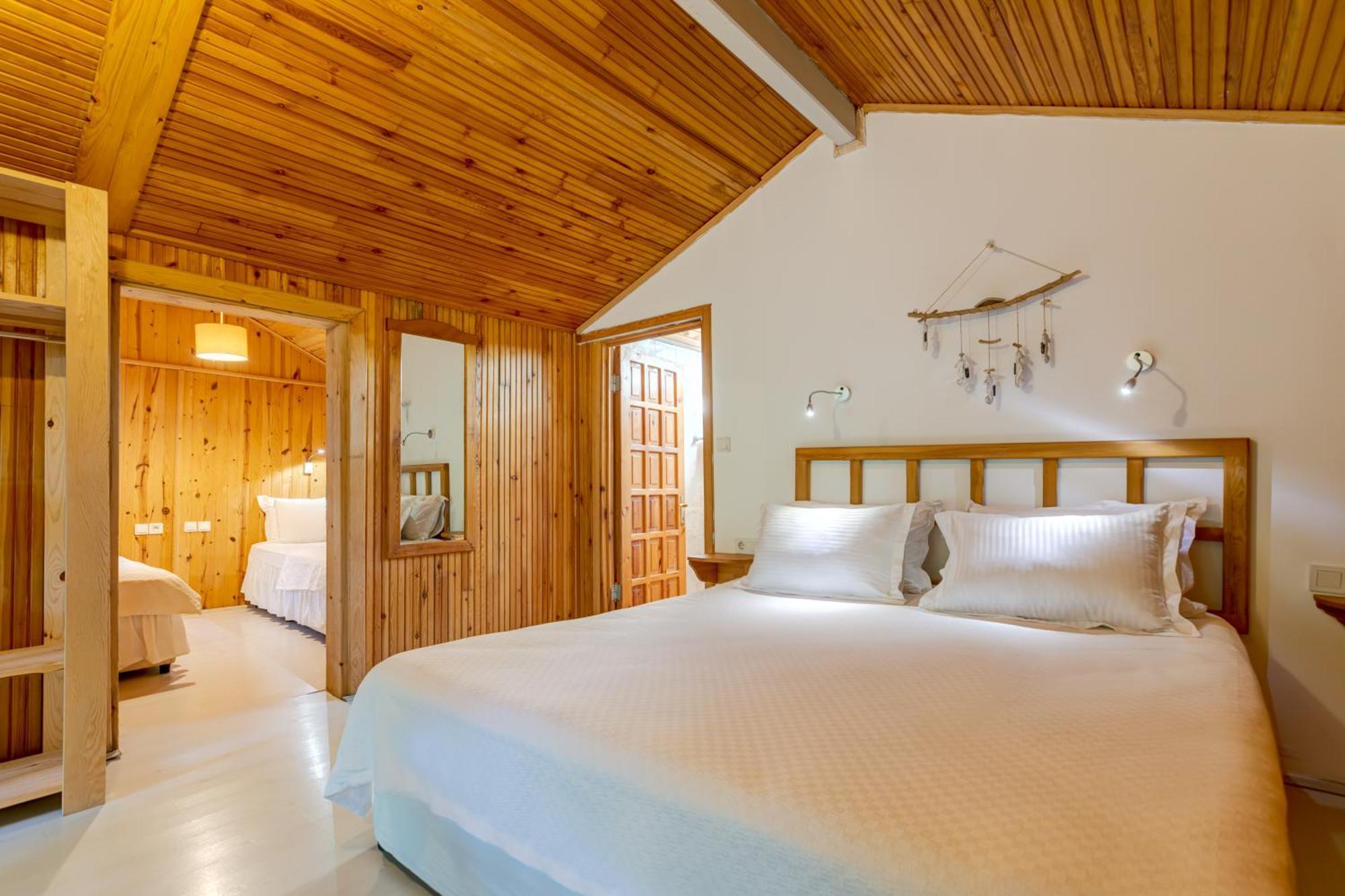 Etenna Beach Bungalows Чирали Экстерьер фото