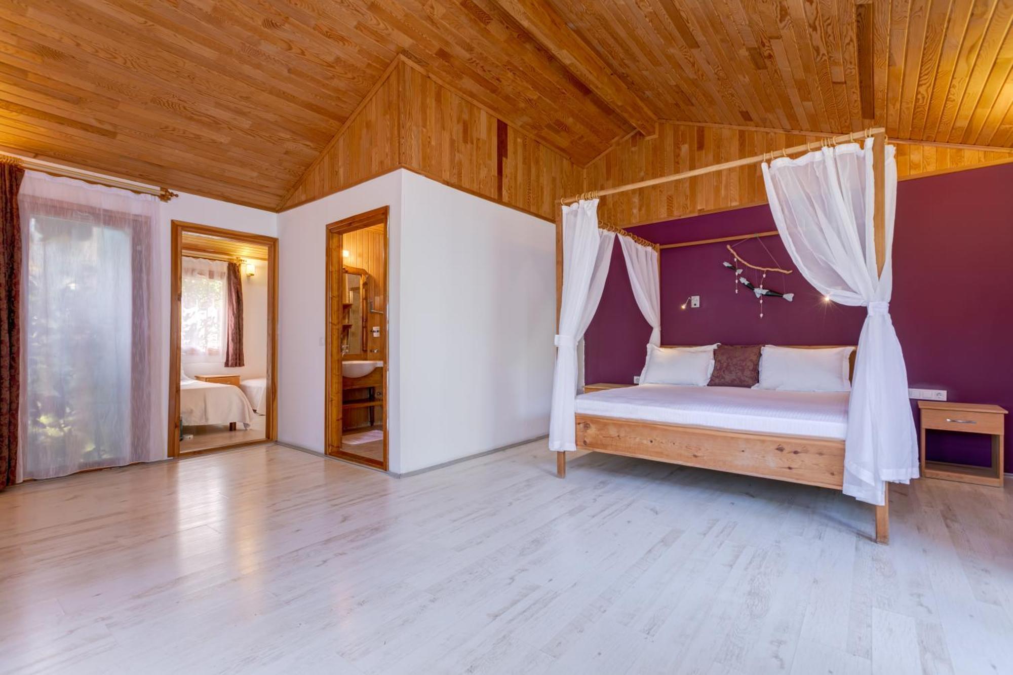 Etenna Beach Bungalows Чирали Экстерьер фото