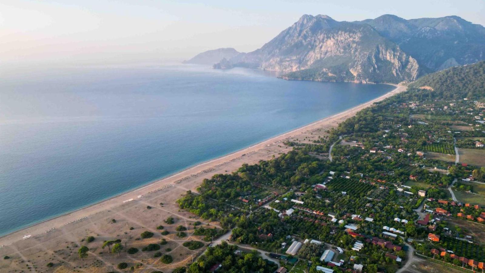 Etenna Beach Bungalows Чирали Экстерьер фото